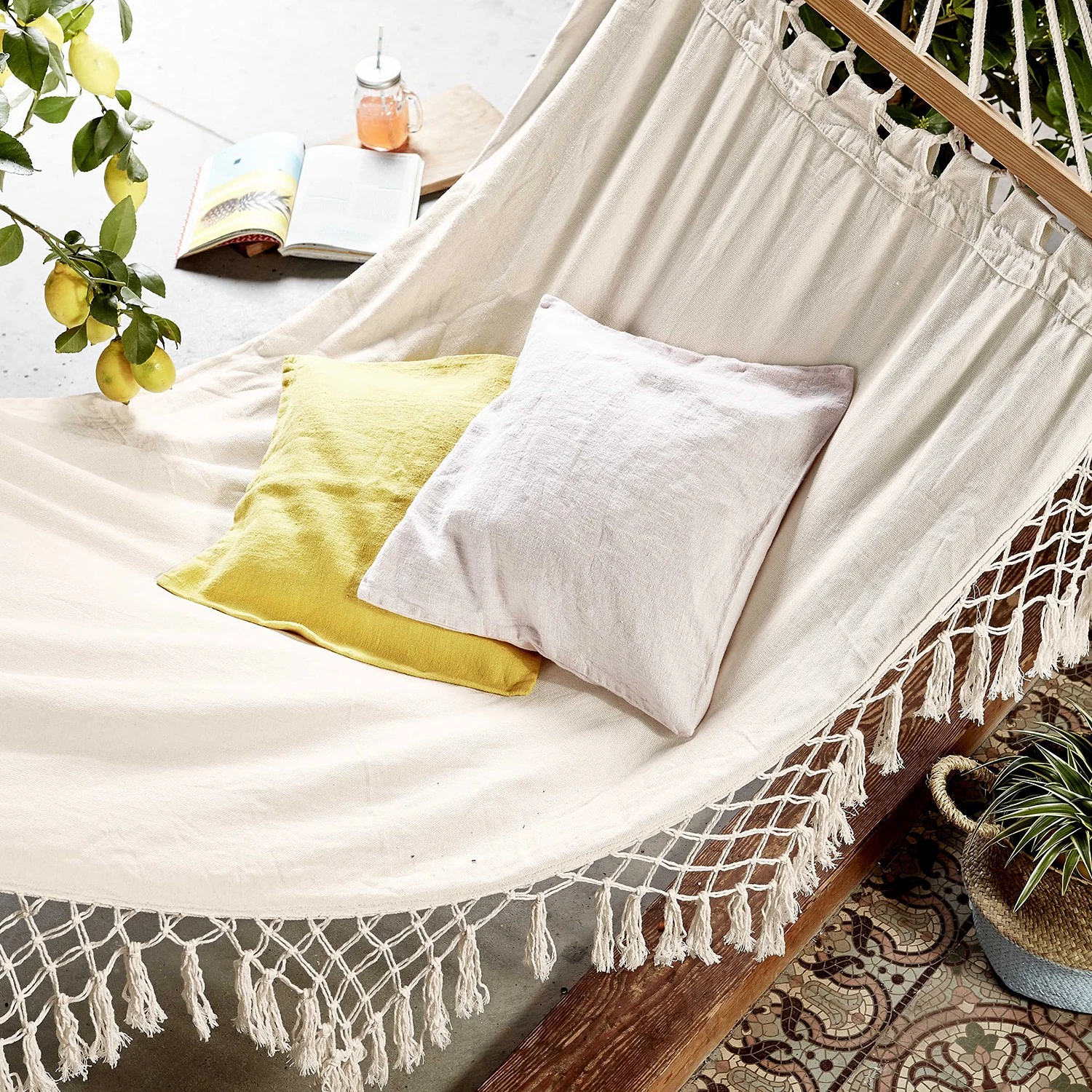 Butlers Hängematte SHOW ME HEAVEN II - Mischgewebe / Akazie massiv - Beige 6 Butlers Hängematte SHOW ME HEAVEN II - Mischgewebe / Akazie massiv - Beige – Bild 4