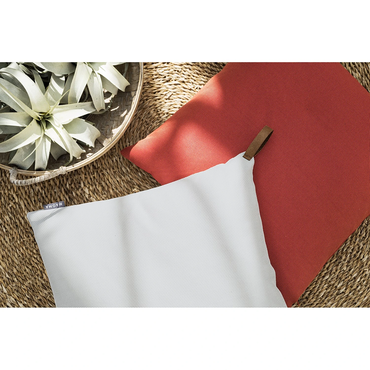 Magma-Heimtex Kissenhülle Korfu - Polypropylen / Leder - Grau 4 Magma-Heimtex Kissenhülle Korfu - Polypropylen / Leder - Grau – Bild 2