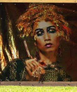 MuchoWow Outdoor-Poster 200x200 Frau - Gold - -Gartenaccessoires Verkäufe 2022 5b5297fb42a44d78ac5a475bbb194a30